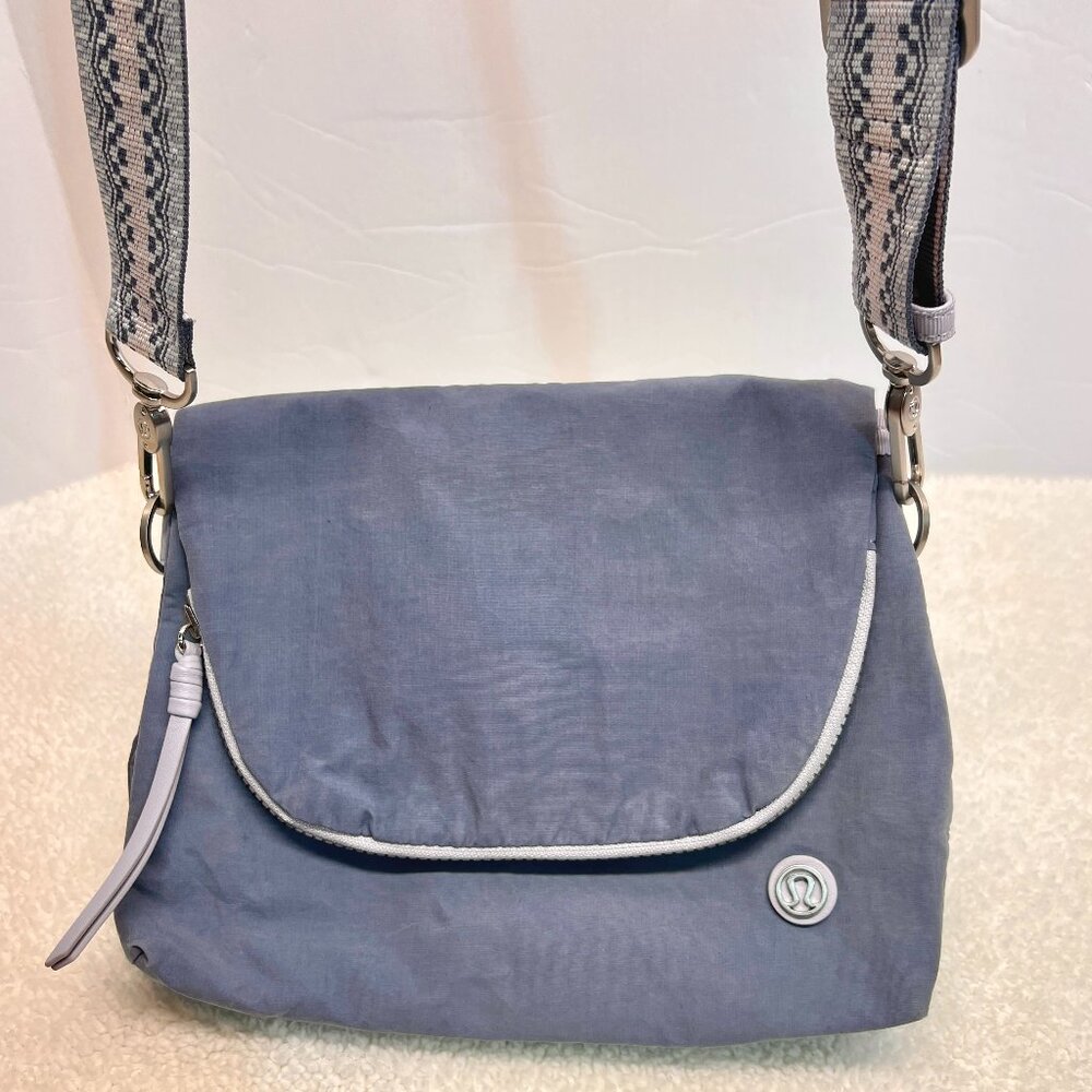 Lululemon Party Om Bag Blue Denim/Silver Fox